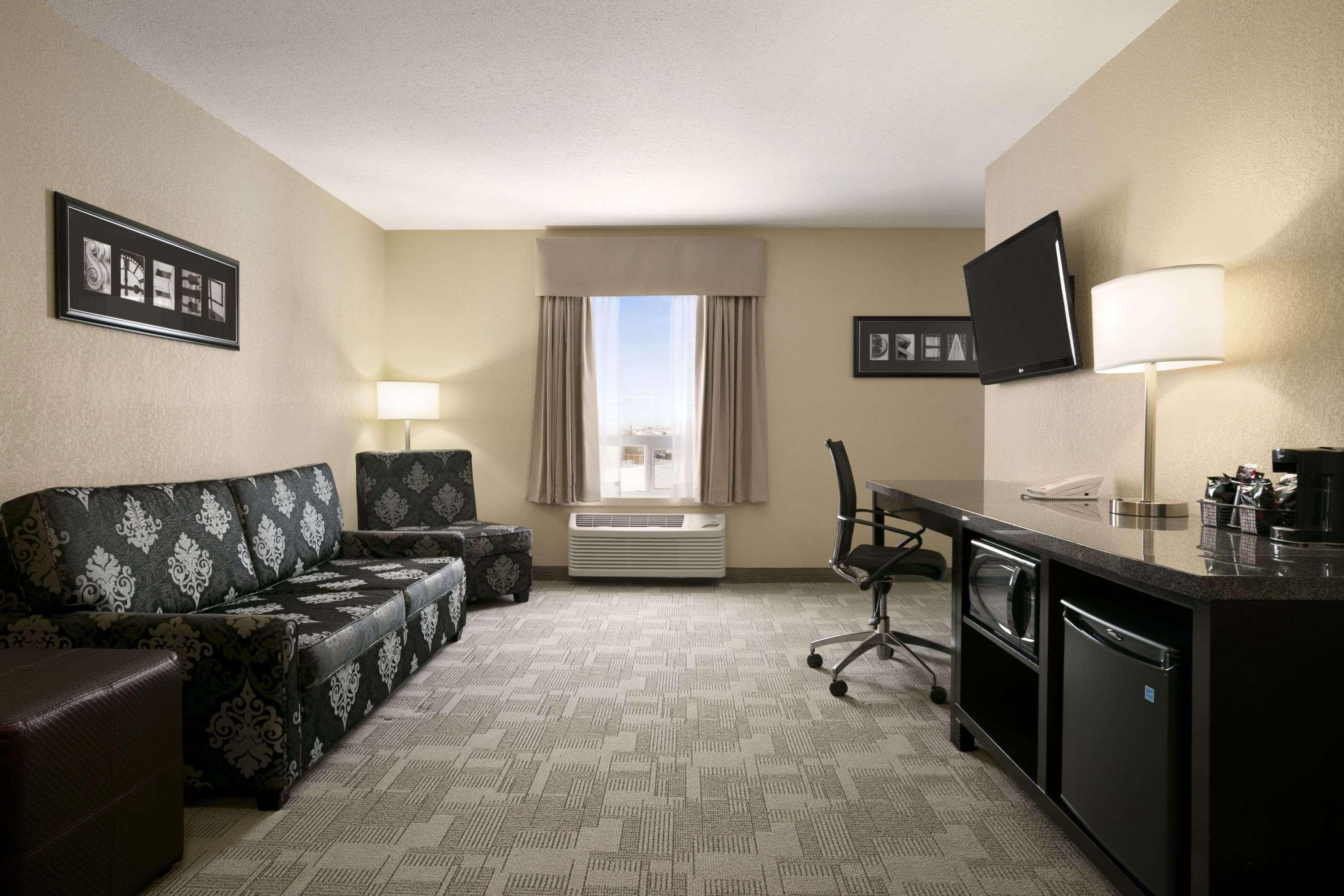 Days Inn By Wyndham Regina Exterior foto