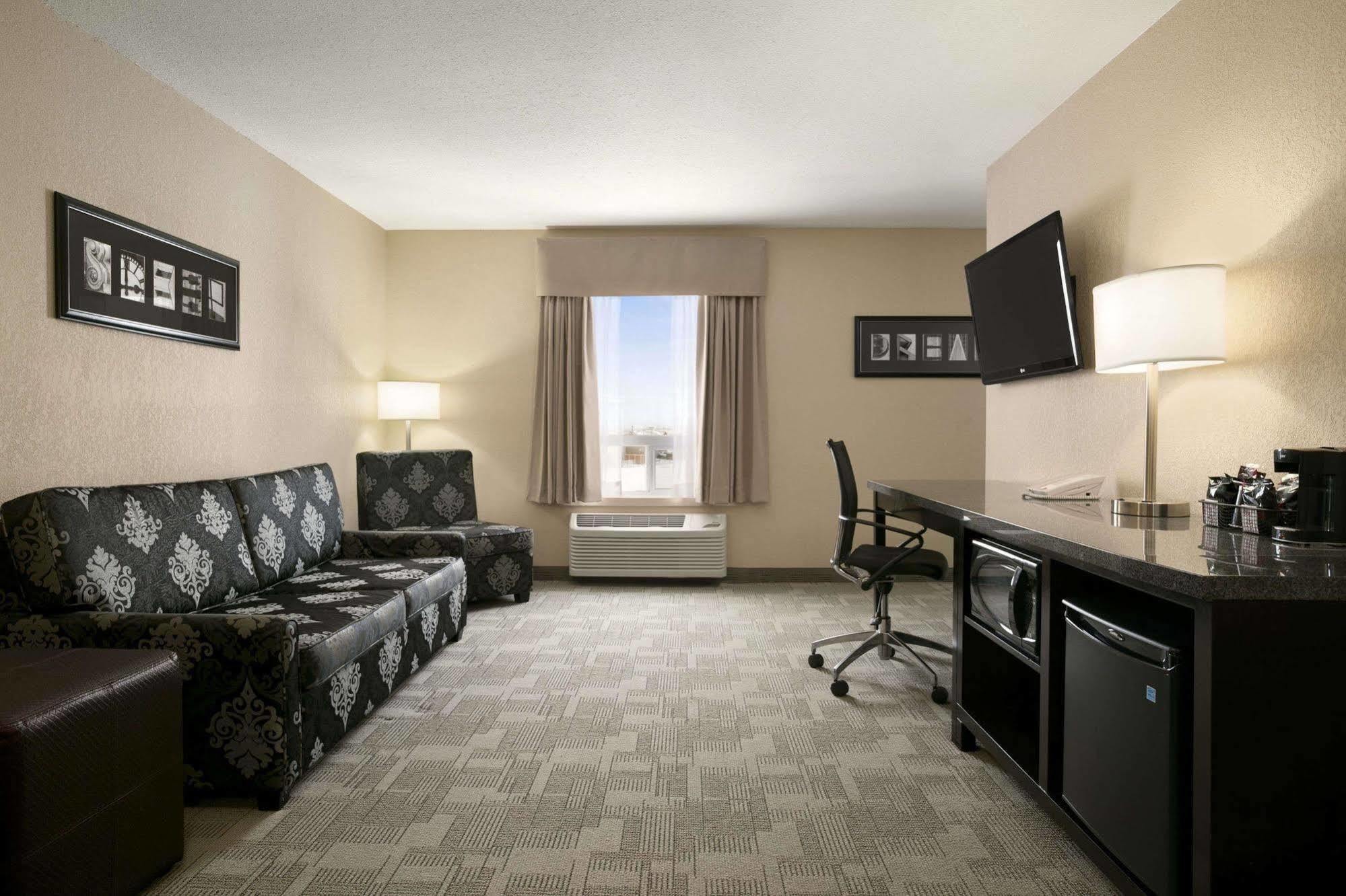 Days Inn By Wyndham Regina Exterior foto