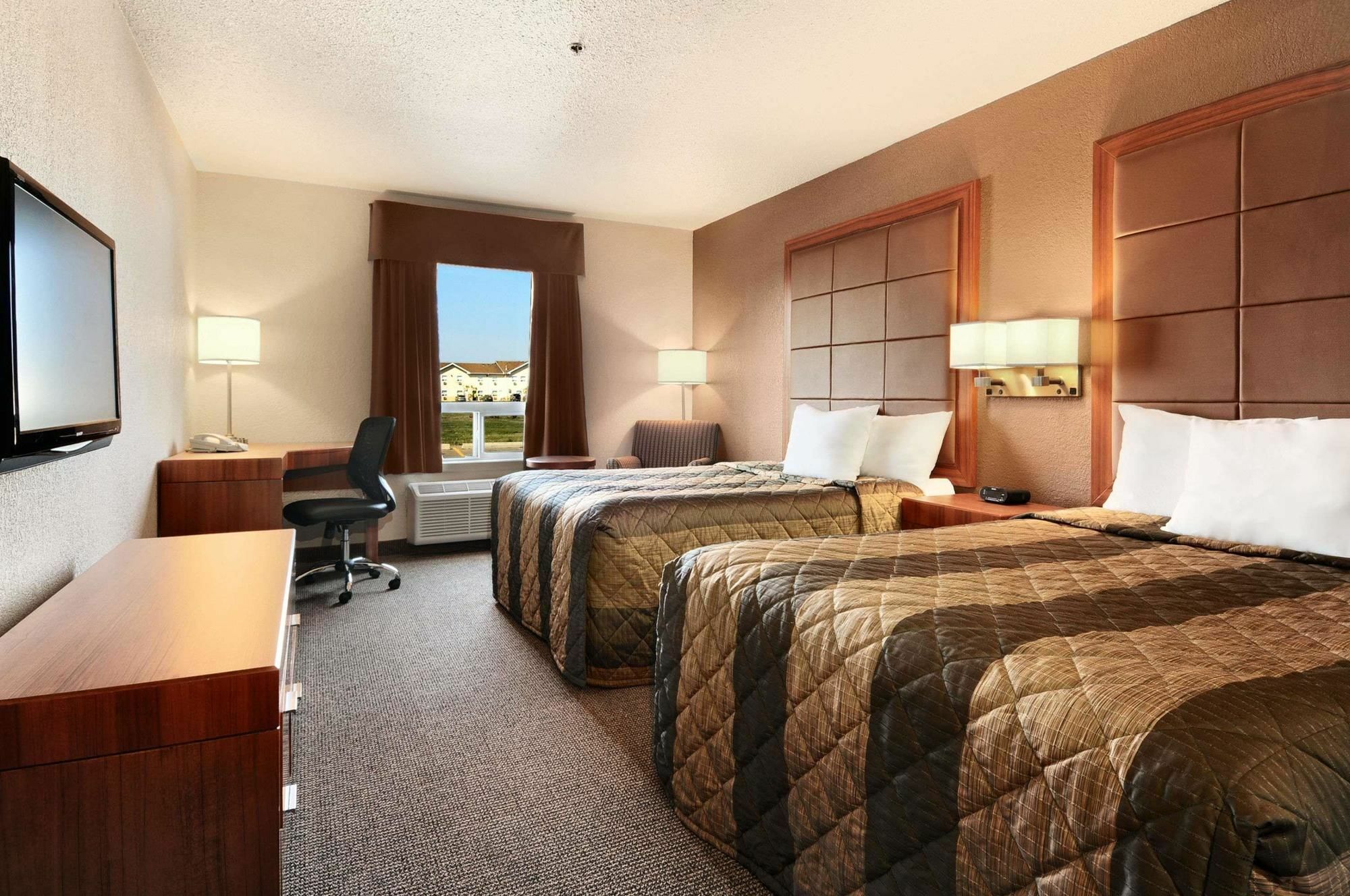 Days Inn By Wyndham Regina Exterior foto